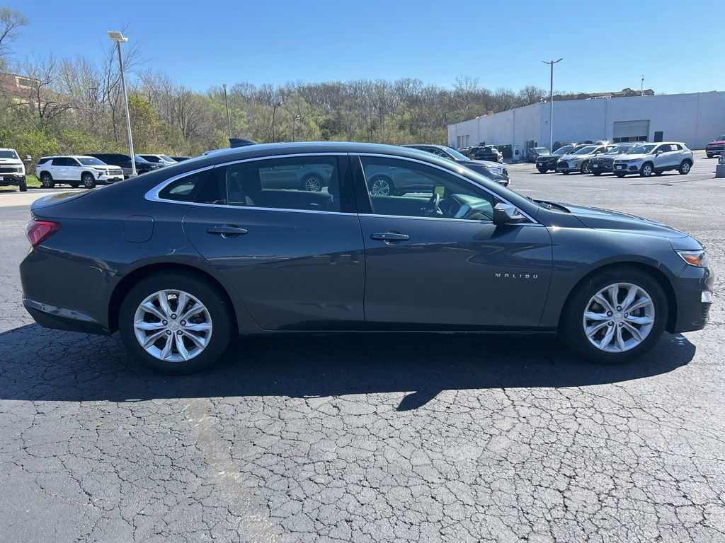 Used 2019 Chevrolet Malibu LT FWD image 4
