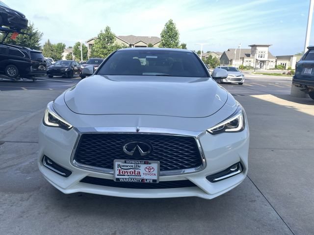 Used 2019 INFINITI Q60 3.0t Luxe w/ Essential Package AWD/4WD image 11