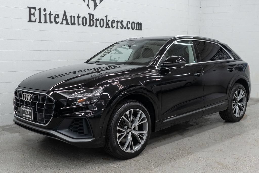 Used 2023 Audi Q8 Premium Plus AWD/4WD image 43