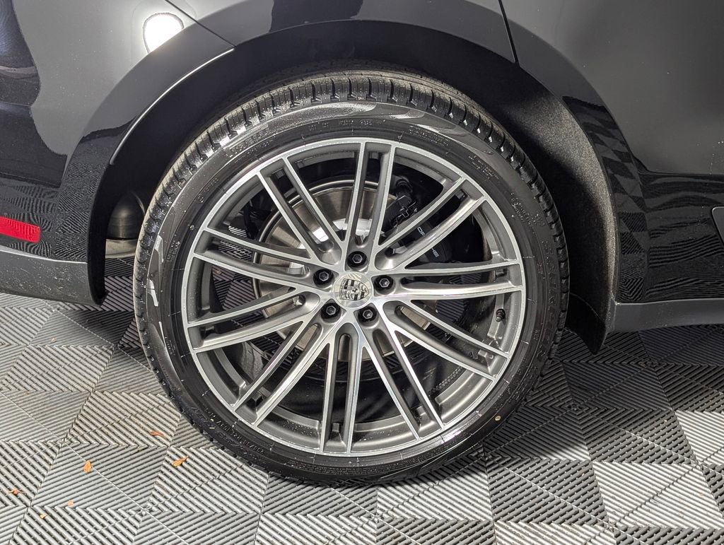 New 2026 Porsche Macan image 11