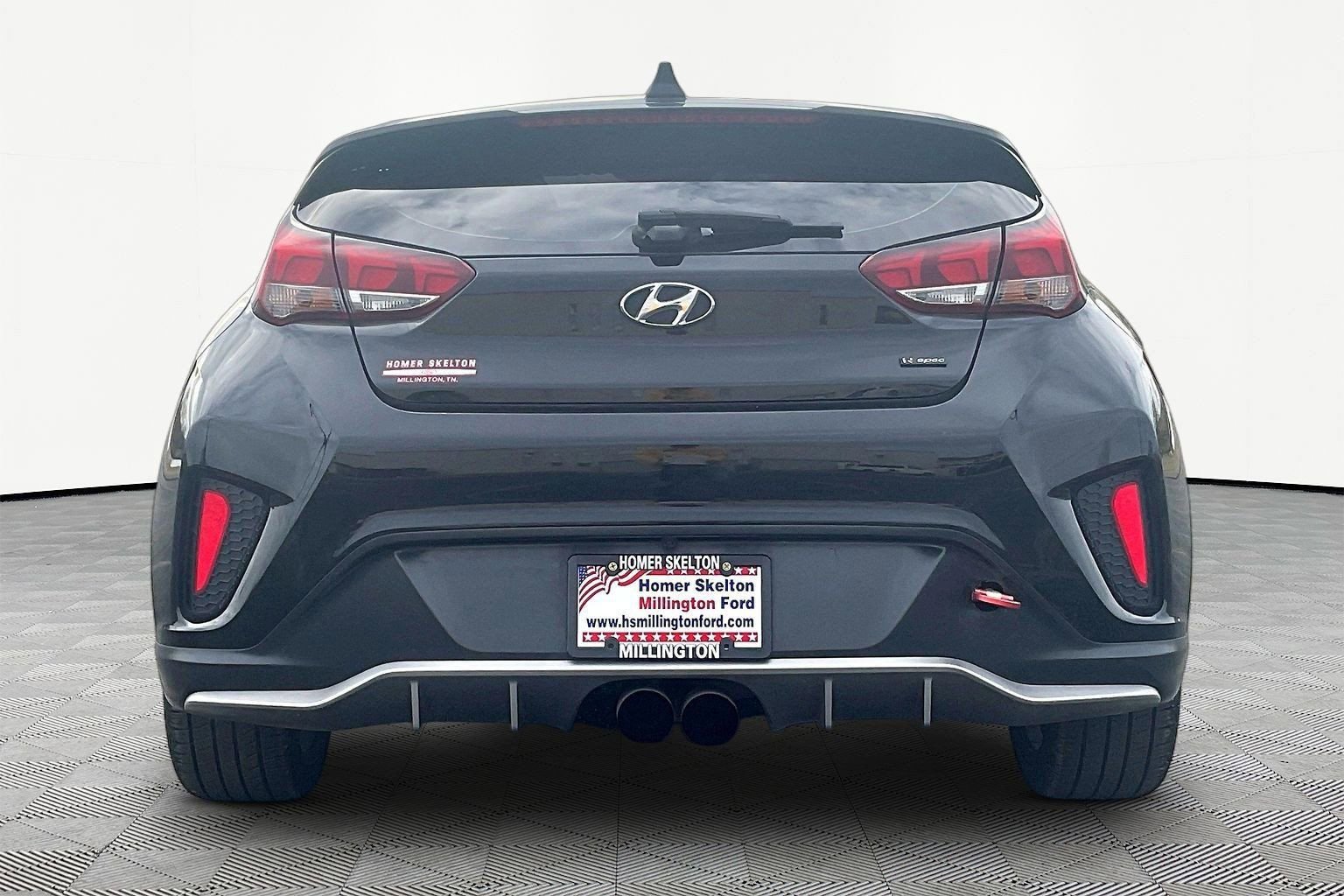 Used 2019 Hyundai Veloster Turbo R-Spec image 4