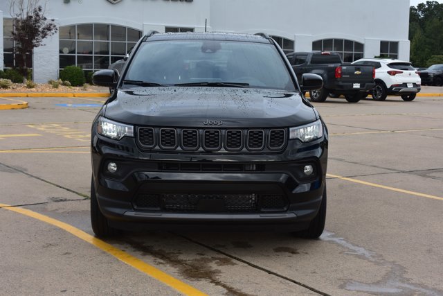 New 2026 Jeep Compass Latitude image 2