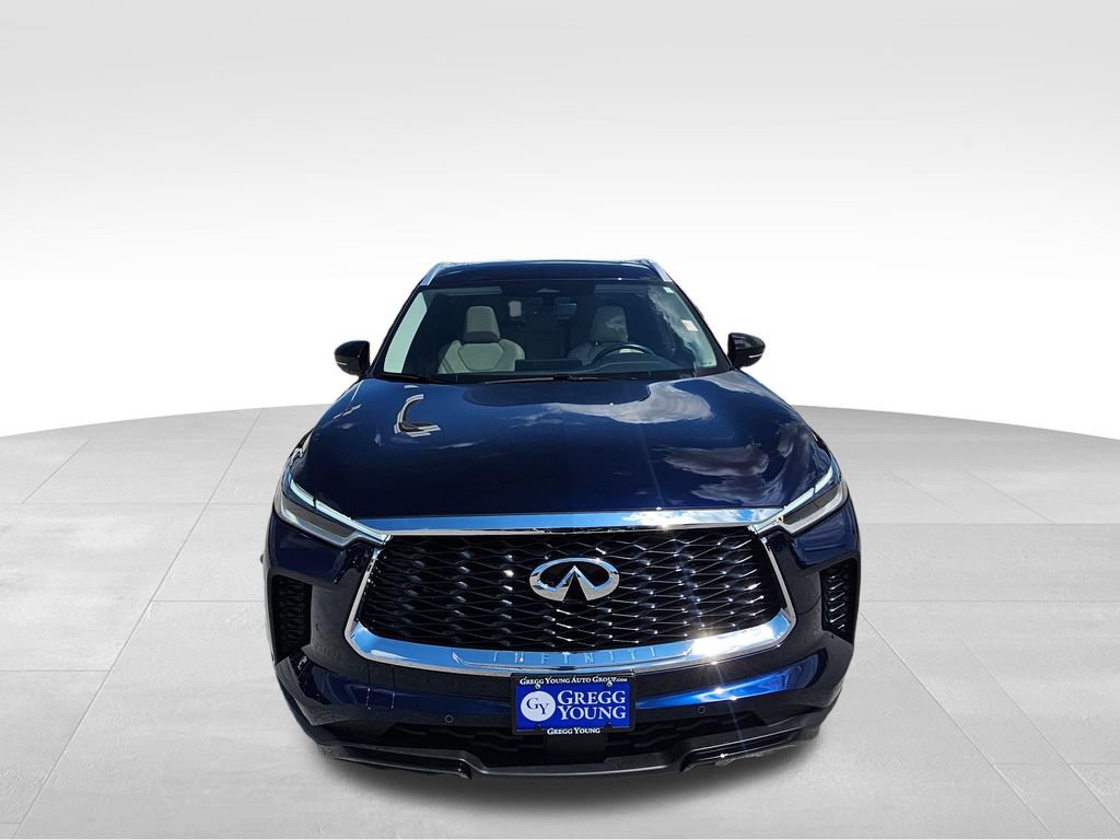 Used 2024 INFINITI QX60 Luxe AWD/4WD image 2