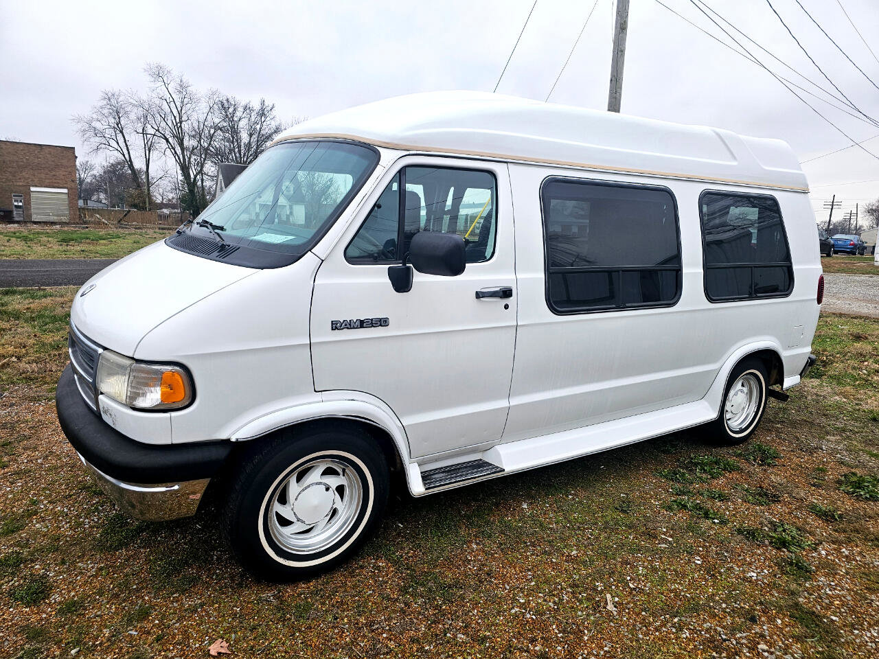 Used 1994 Dodge B2500 B250 109 WB image 7