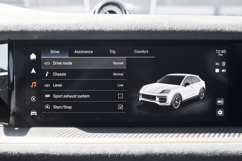 Used 2024 Porsche Cayenne Turbo GT image 76