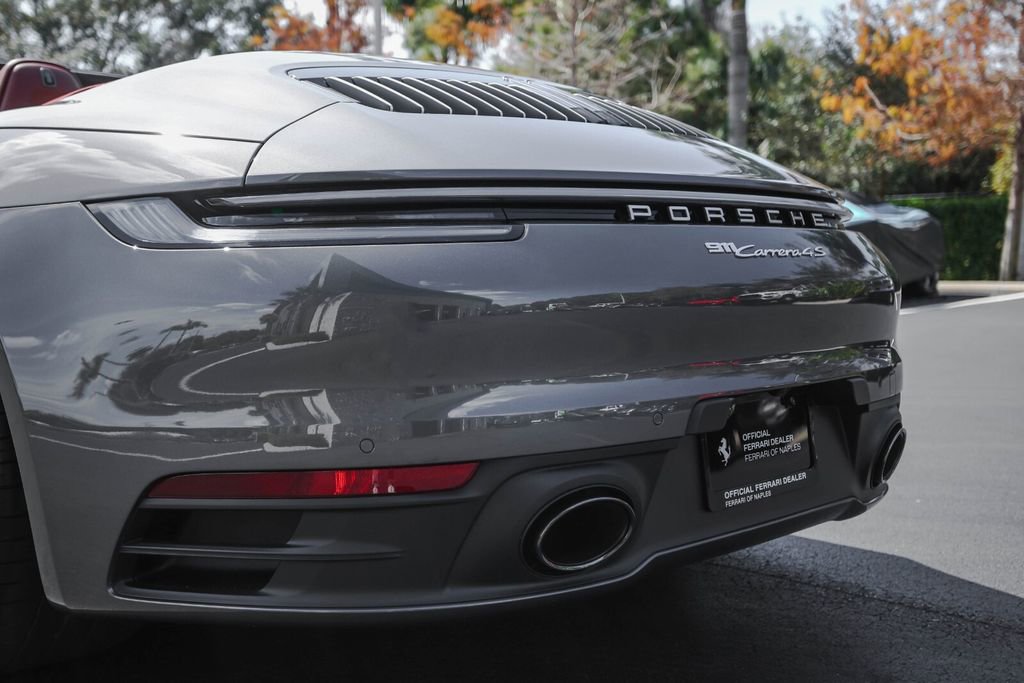 Used 2020 Porsche 911 Carrera 4S image 17
