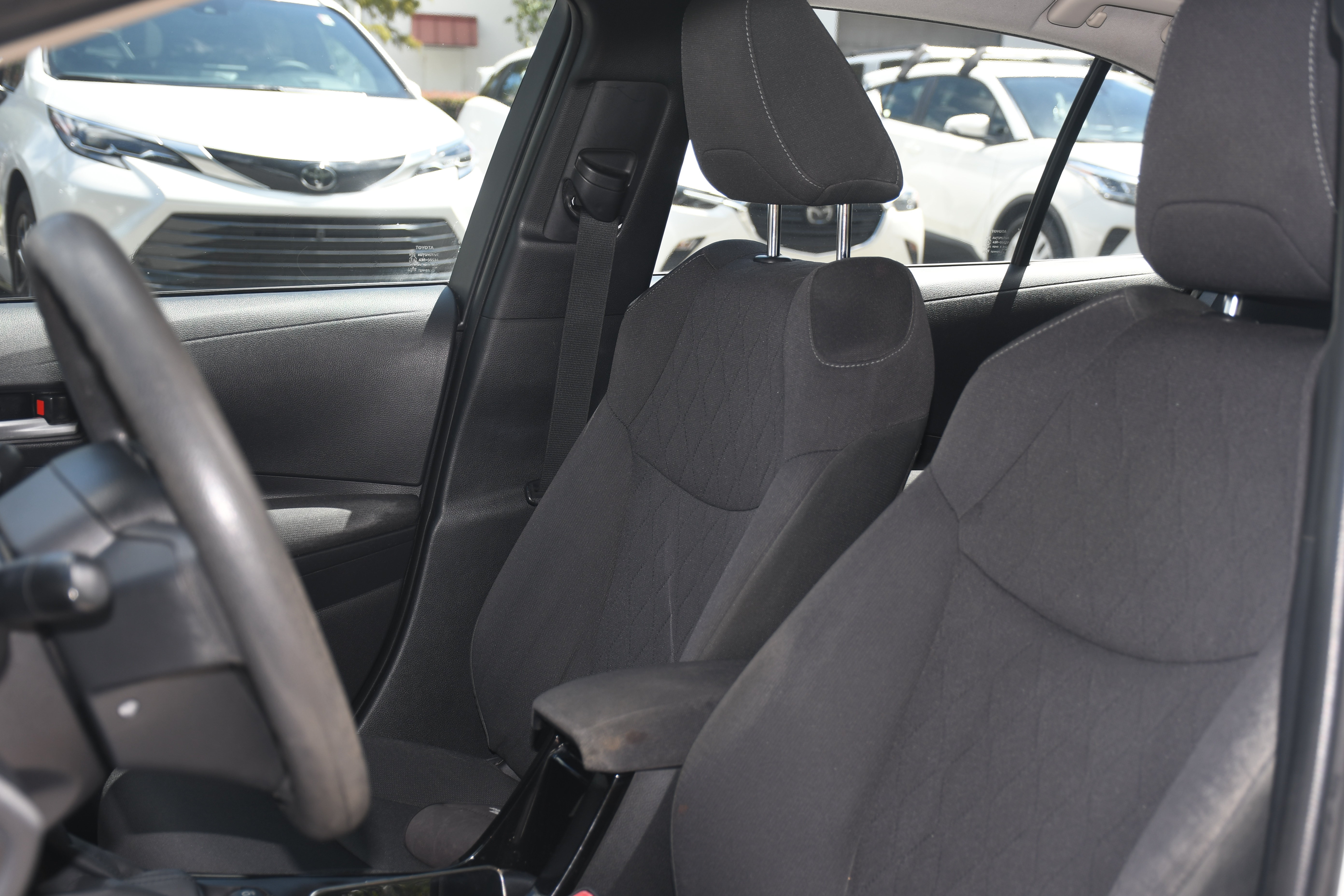 Used 2020 Toyota Corolla LE FWD image 11