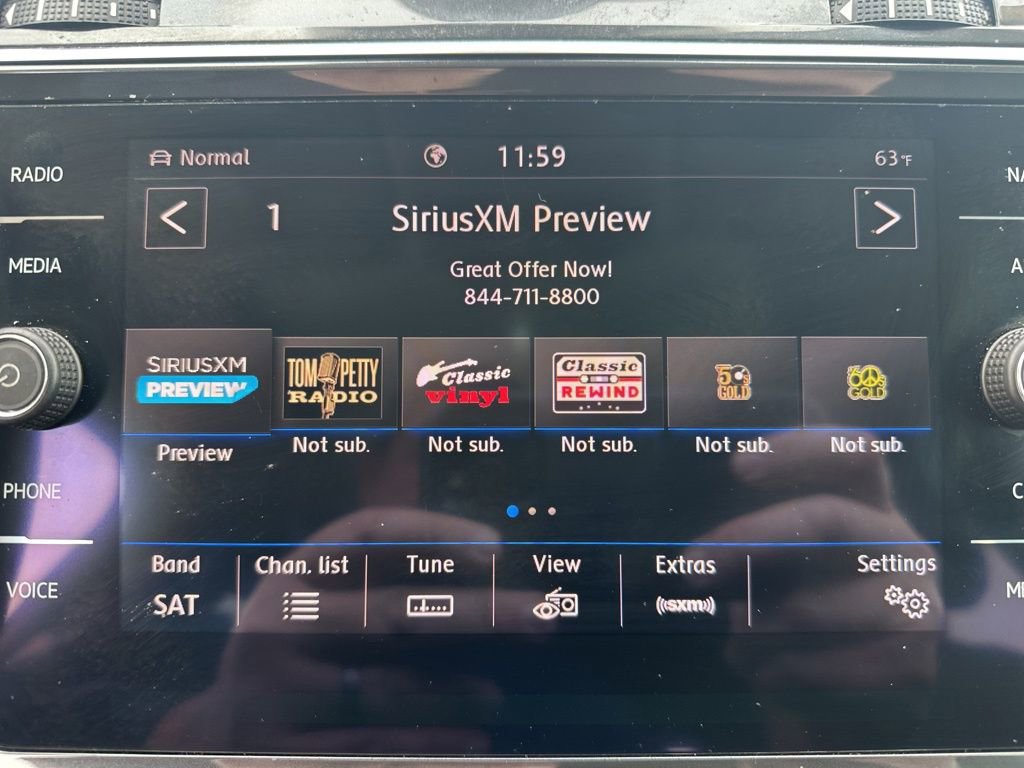 Used 2020 Volkswagen Tiguan SEL image 15