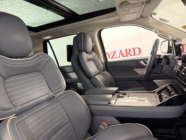 Used 2018 Lincoln Navigator Black Label AWD/4WD image 34