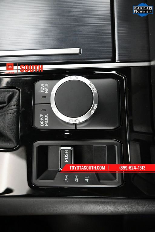 Used 2023 Toyota Sequoia Platinum image 18