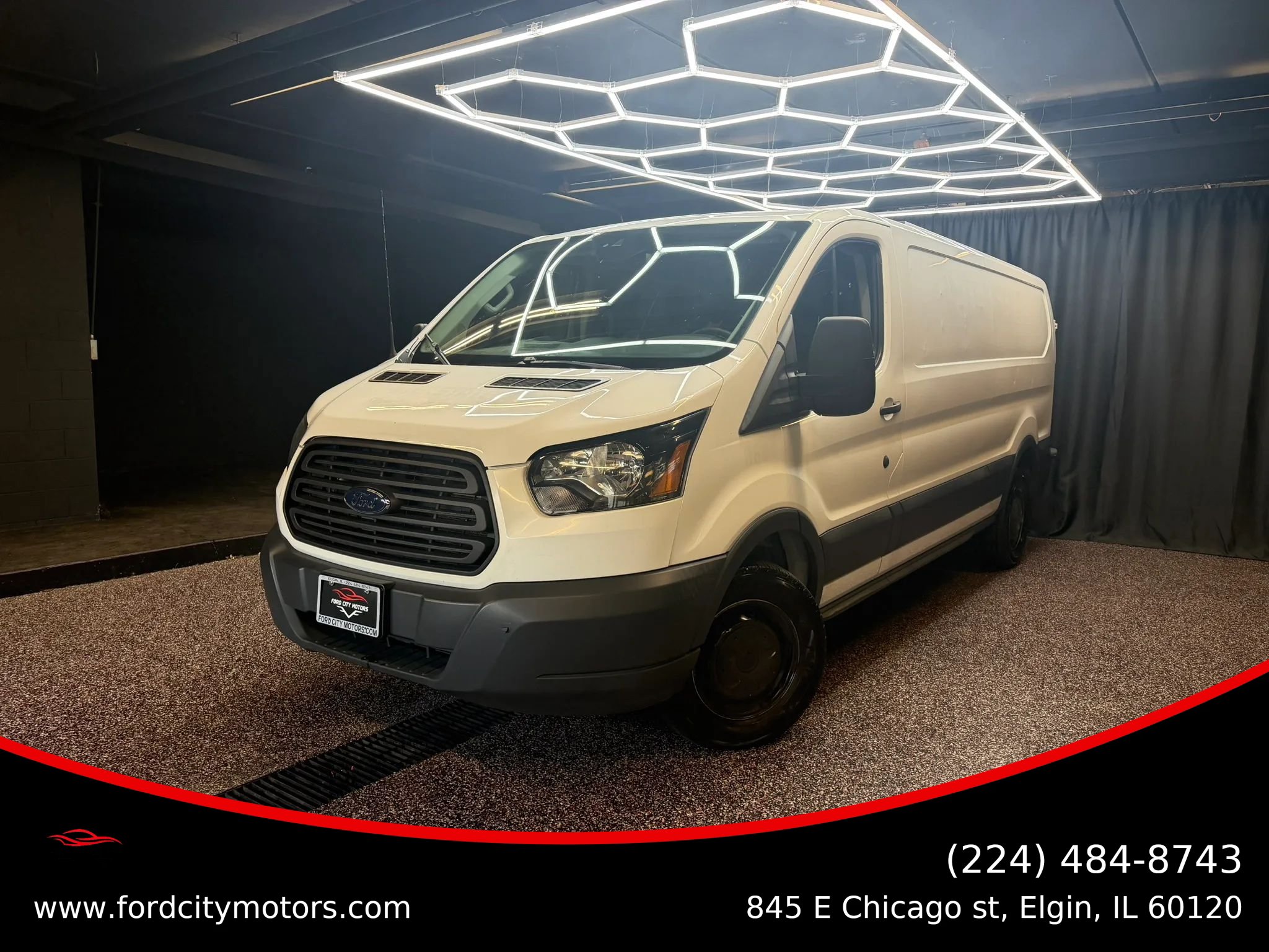 Used 2018 Ford Transit 250 148 Low Roof RWD image 1