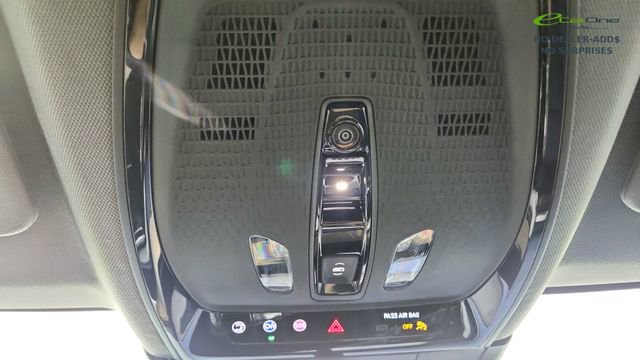 Used 2025 Cadillac Optiq Sport 2 image 59