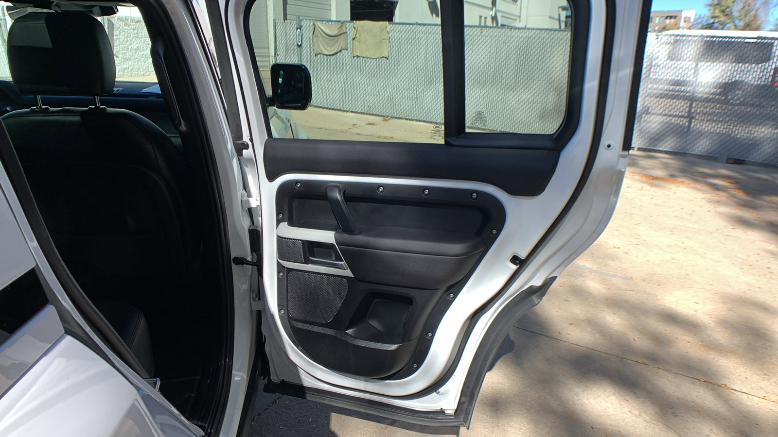 Used 2024 Land Rover Defender 110 S image 27