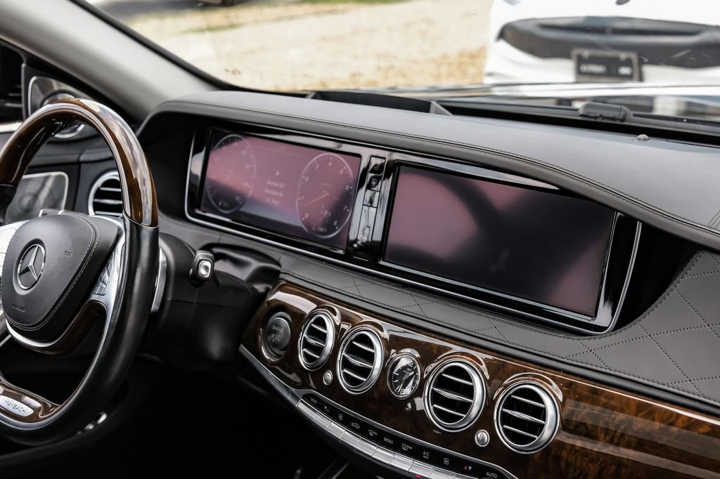 Used 2016 Mercedes-Benz Maybach S 600 image 24