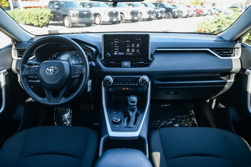 Used 2024 Toyota RAV4 LE AWD/4WD image 14