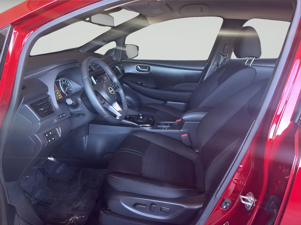 Used 2024 Nissan Leaf SV Plus image 8