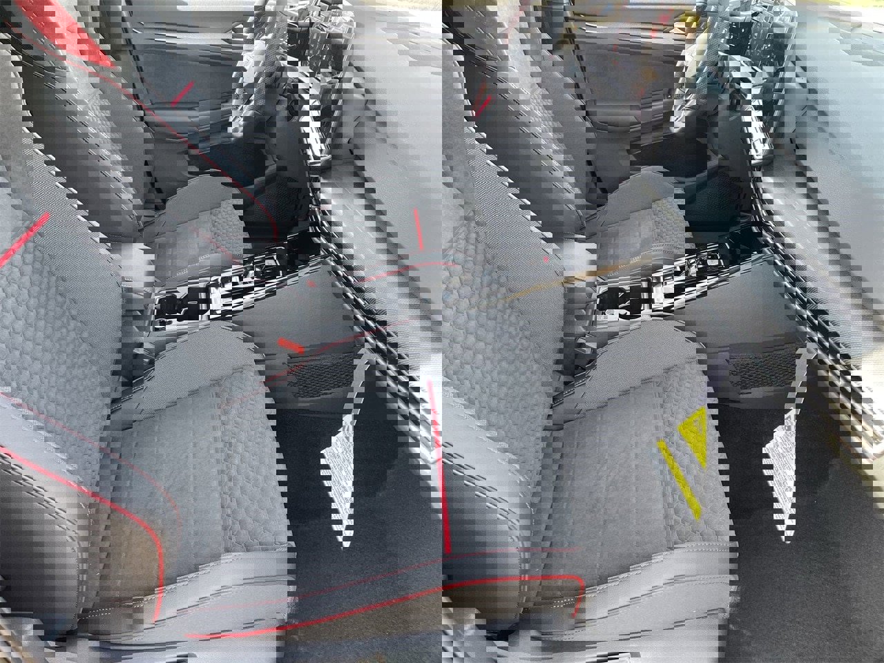 New 2026 Volkswagen GTI SE image 8