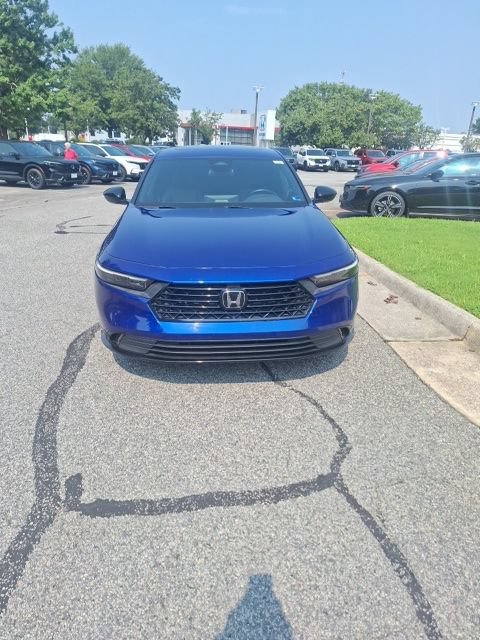 Used 2023 Honda Accord Sport image 2