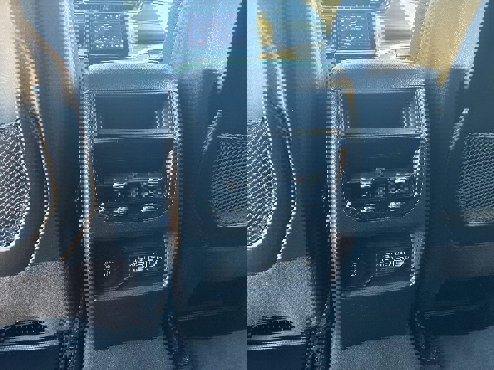 Used 2023 Jeep Grand Cherokee Altitude image 18