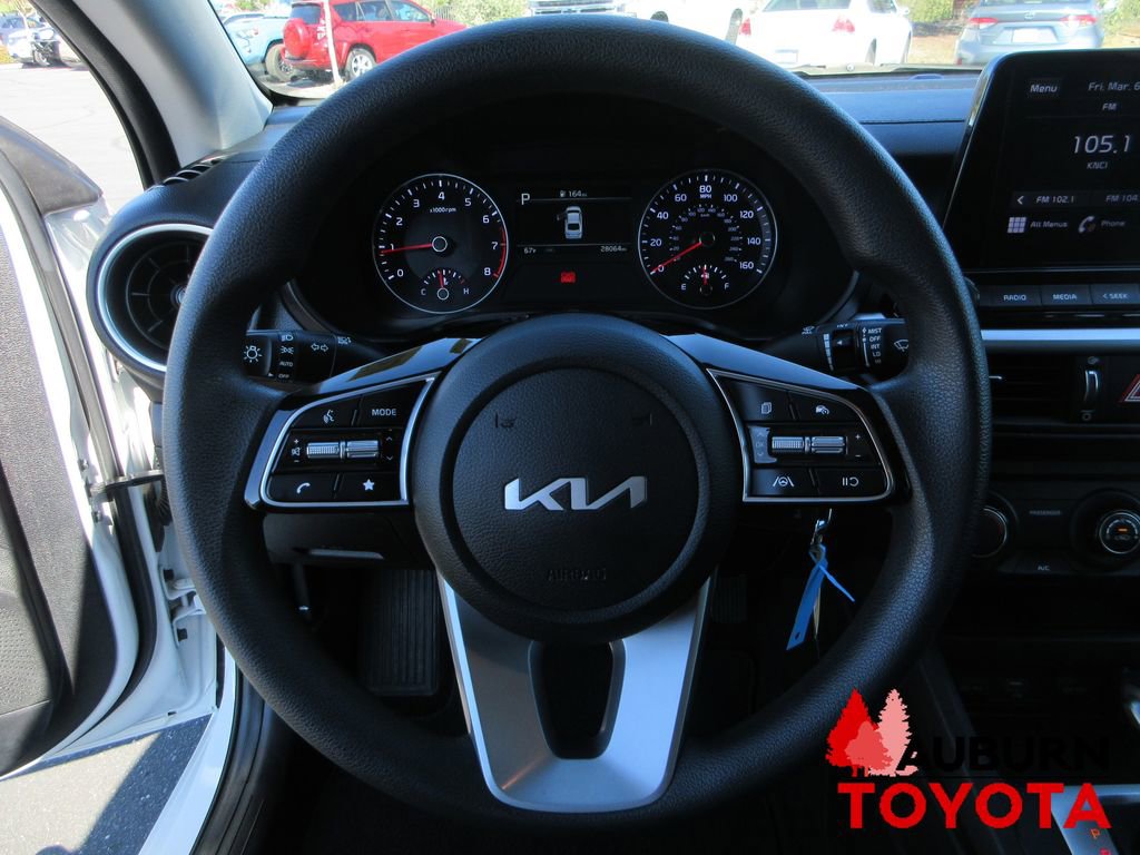 Used 2022 Kia Forte LXS w/ LXS Technology Package image 9