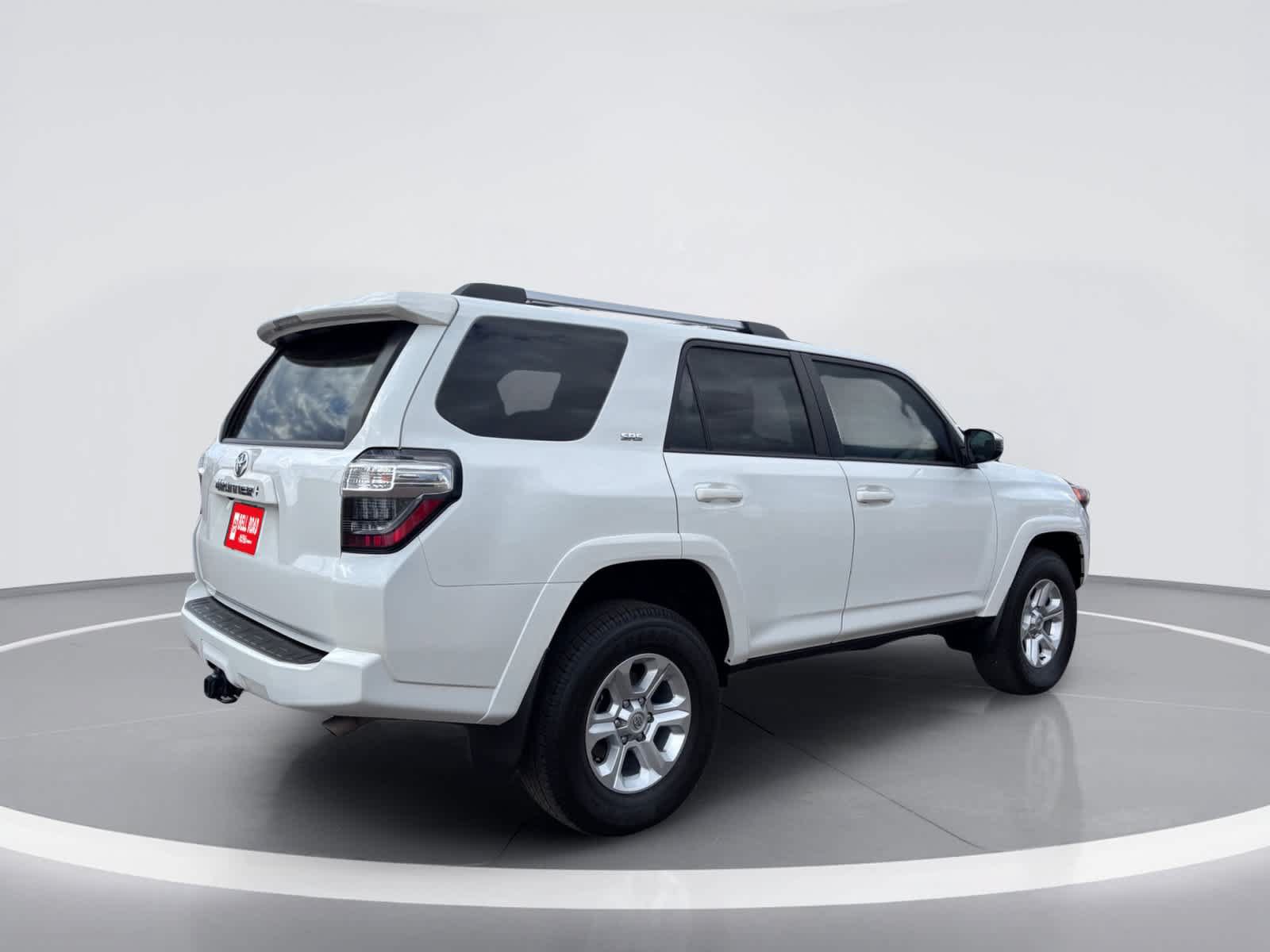 Used 2024 Toyota 4Runner SR5 AWD/4WD image 8