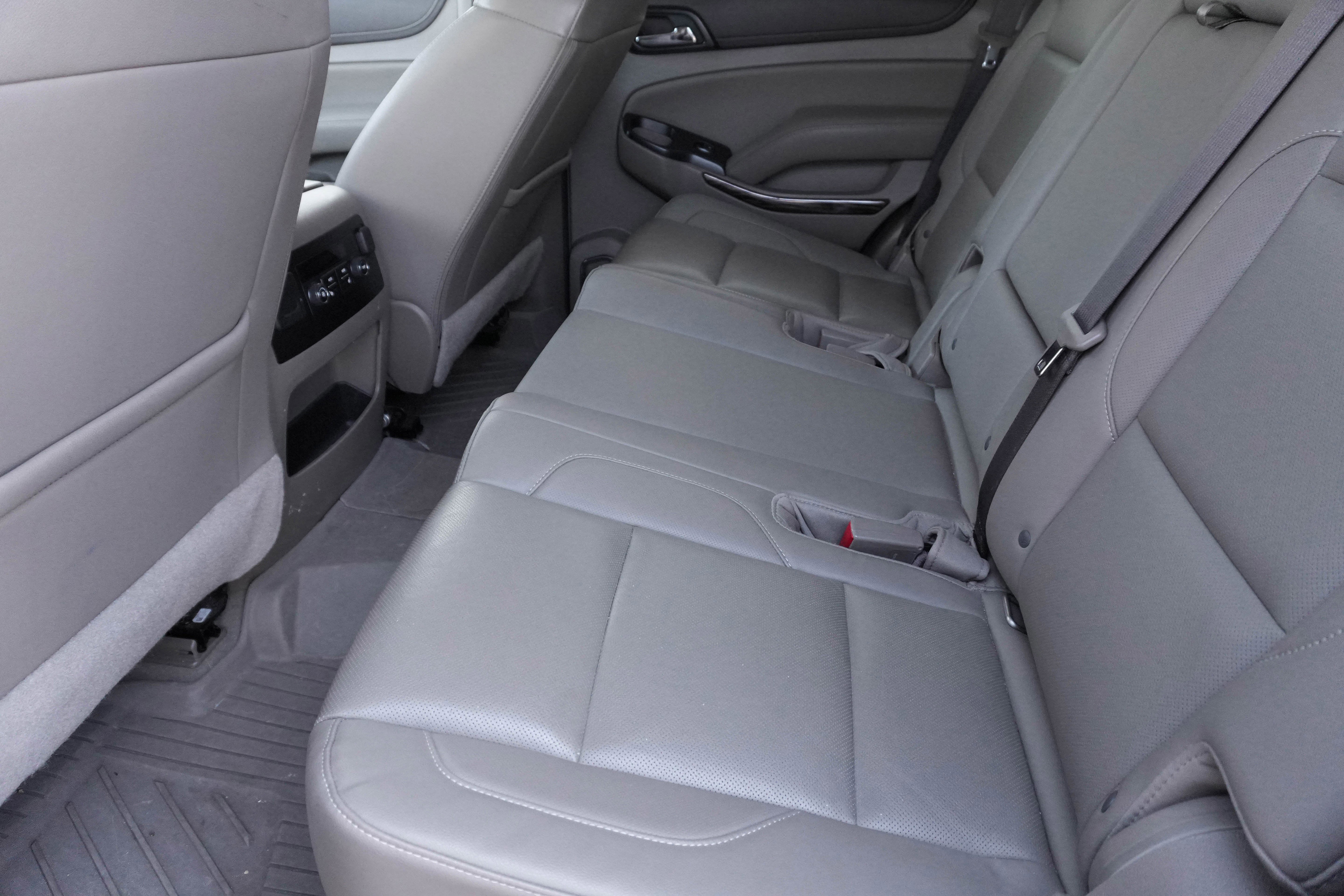 Used 2019 GMC Yukon SLT w/ Graphite Edition image 31