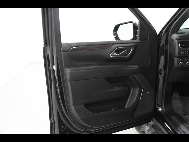 Used 2024 Chevrolet Tahoe Z71 w/ Z71 Off-Road Package image 4