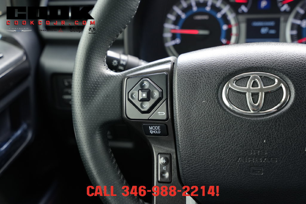 Used 2019 Toyota 4Runner TRD Off-Road Premium AWD/4WD image 12