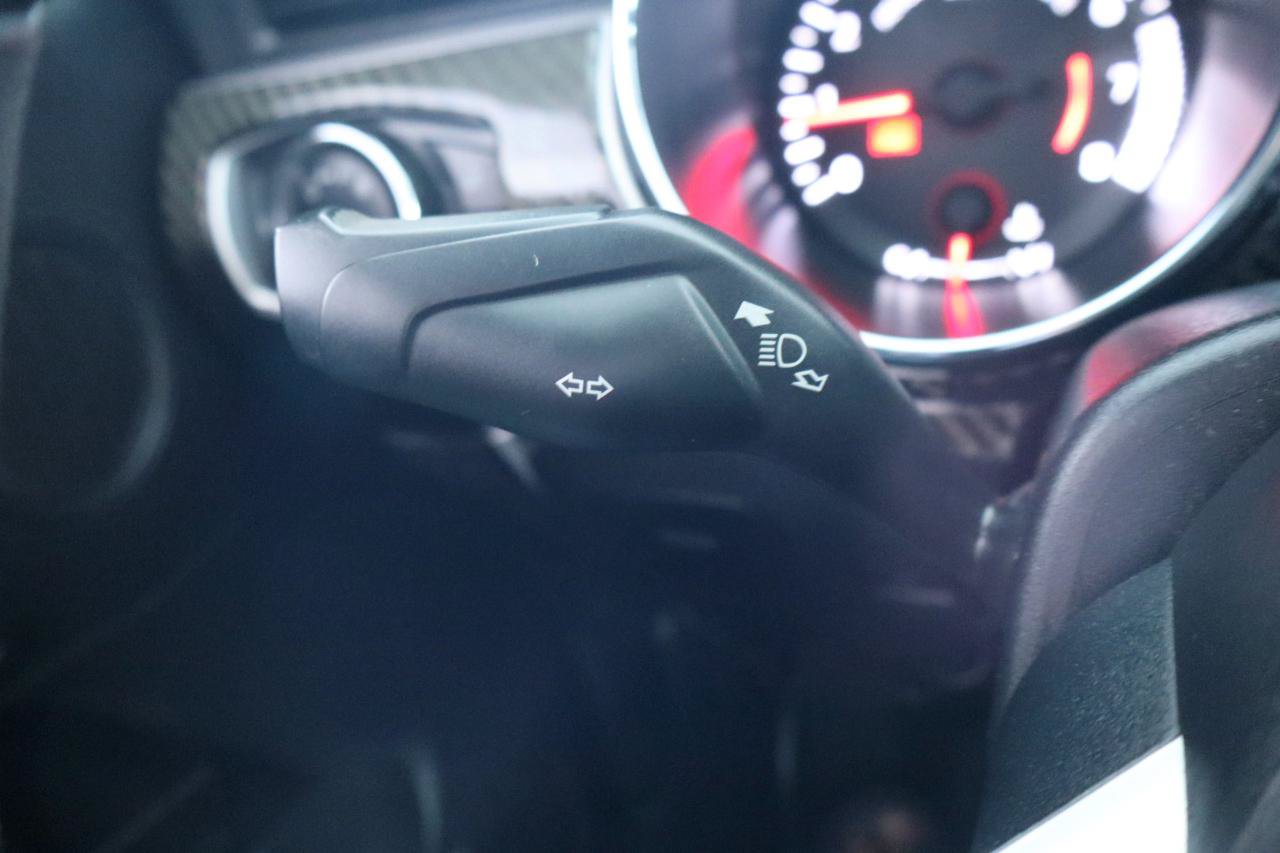 Used 2016 Ford Mustang Premium RWD image 26