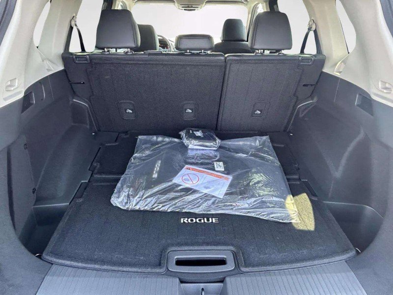 New 2026 Nissan Rogue Platinum w/ Platinum Premium Package image 25