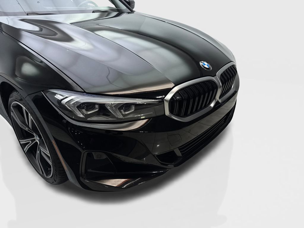 Used 2023 BMW 330i Sedan w/ Convenience Package image 17