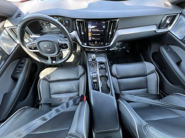 Used 2019 Volvo S60 T6 R-Design image 26