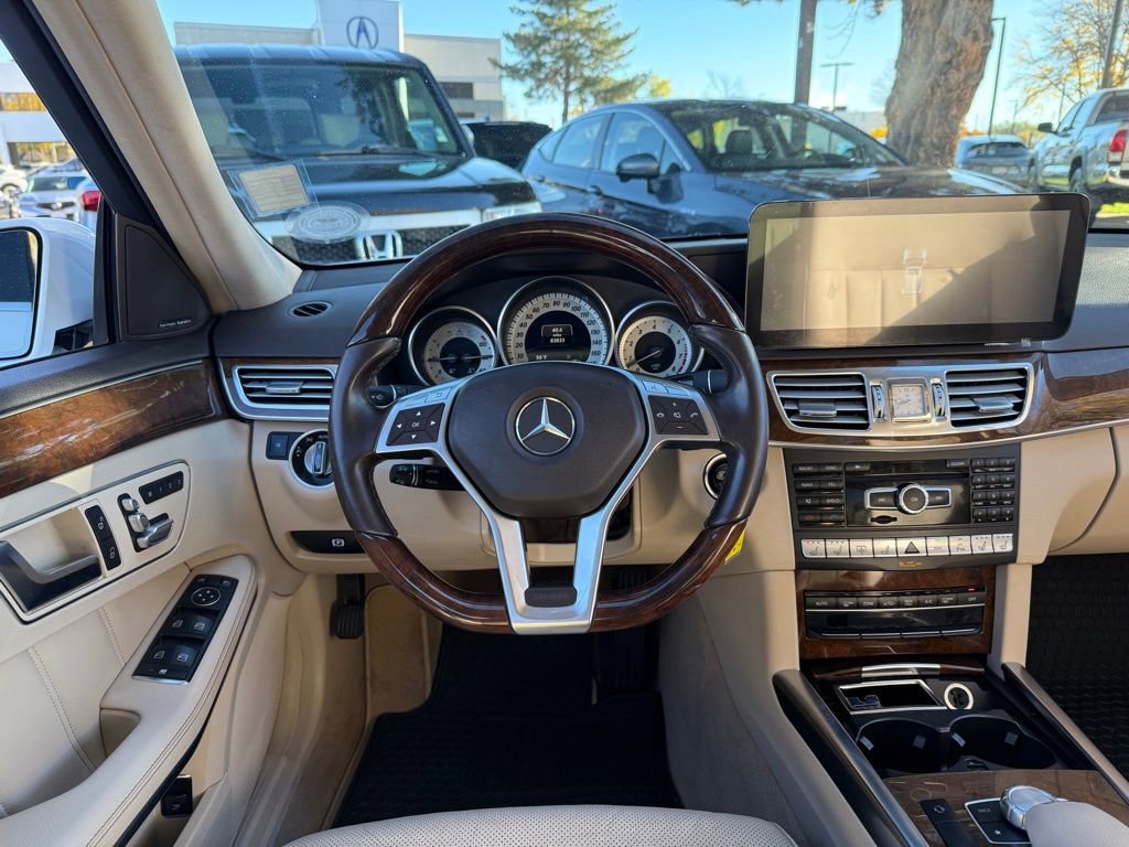 Used 2014 Mercedes-Benz E 550 4MATIC Sedan image 2