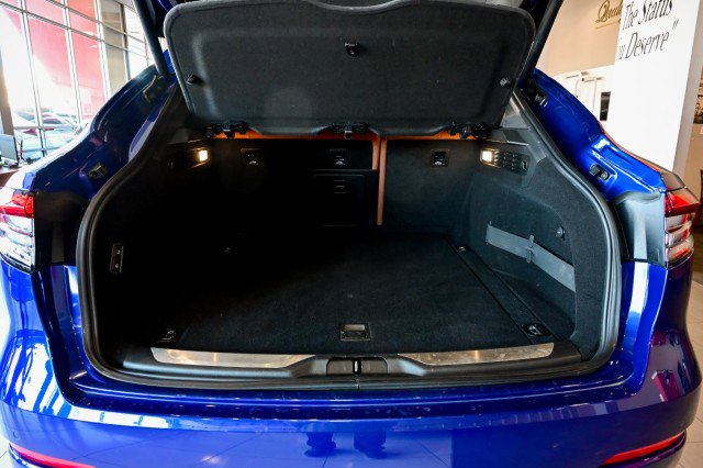 Used 2022 Maserati Levante GT image 23