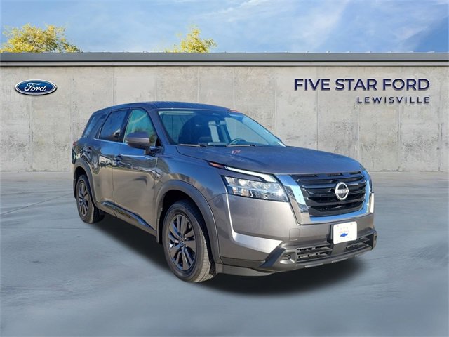 Used 2022 Nissan Pathfinder S image 1