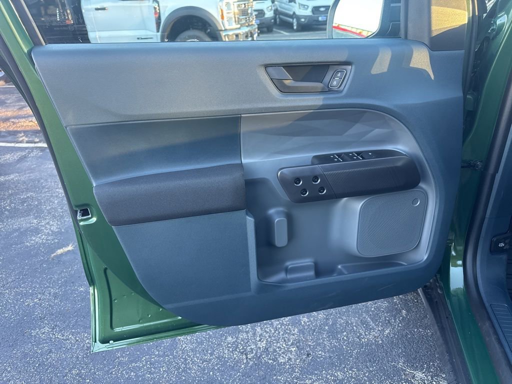 New 2025 Ford Maverick XL w/ Equipment Group 101A image 10