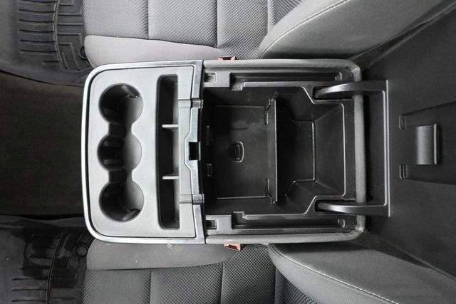 Used 2015 Chevrolet Silverado 2500 LT w/ LT Convenience Package image 32