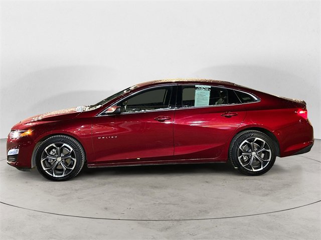 Used 2024 Chevrolet Malibu LT image 2