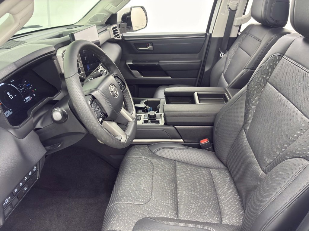 Used 2023 Toyota Tundra Limited image 21
