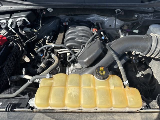 Used 2020 Ford F150 XLT w/ Equipment Group 302A Luxury image 9