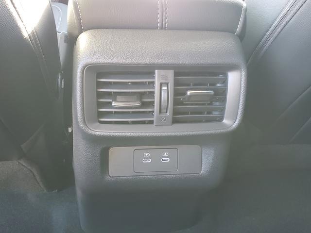 New 2026 Nissan Murano SV image 16