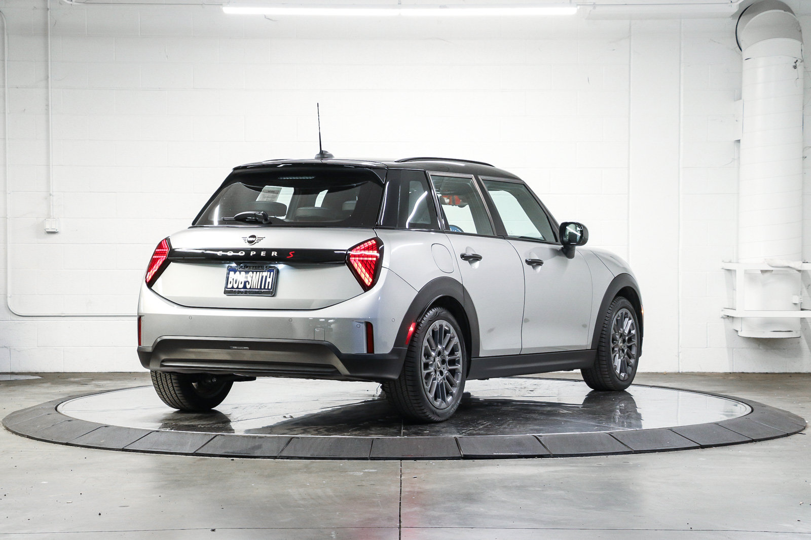 Used 2026 MINI Cooper S FWD image 6