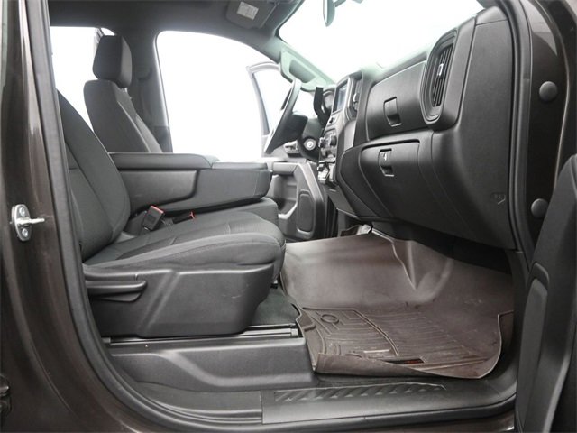 Used 2020 Chevrolet Silverado 2500 Custom w/ Custom Value Package image 18