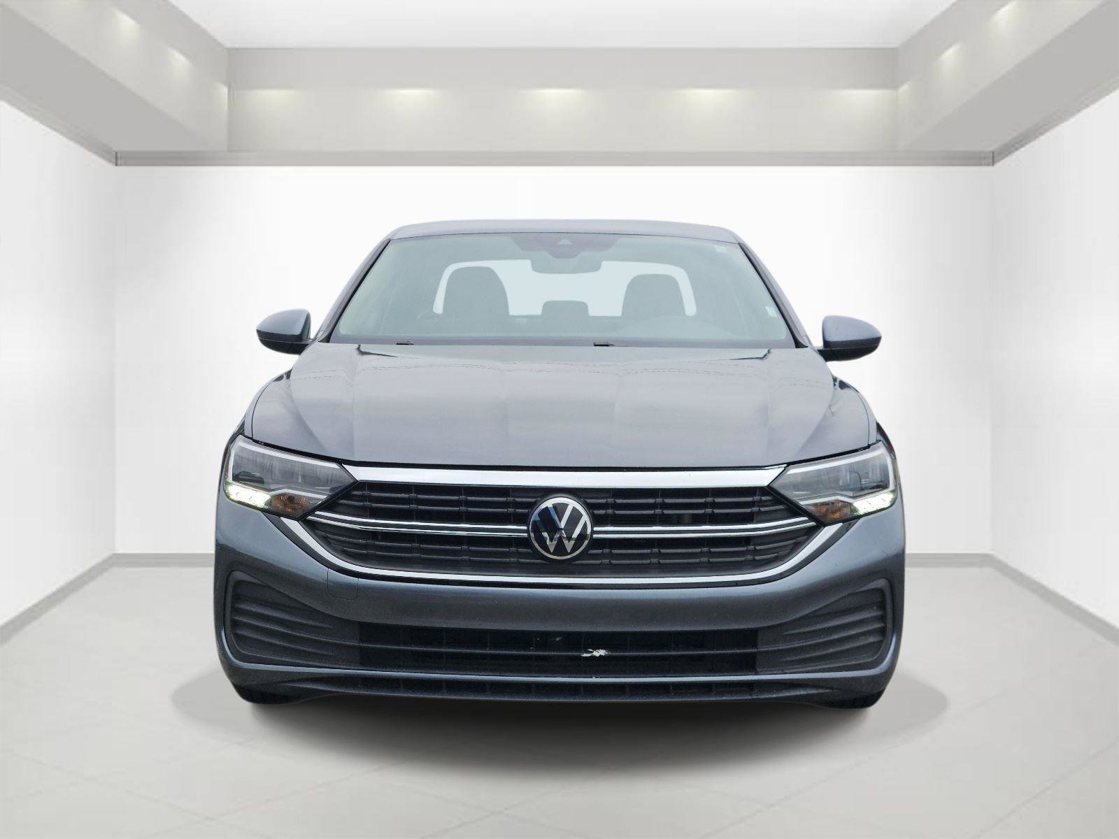 Used 2024 Volkswagen Jetta S FWD image 2
