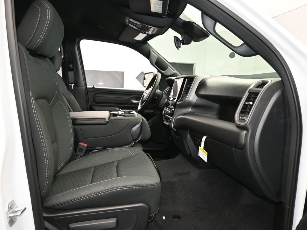 New 2026 RAM 1500 Classic Warlock image 38