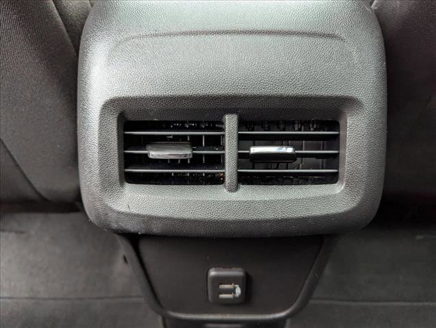 Used 2022 Chevrolet Equinox LT image 17