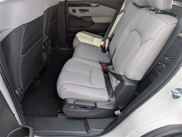 New 2025 Honda Pilot EX-L image 23