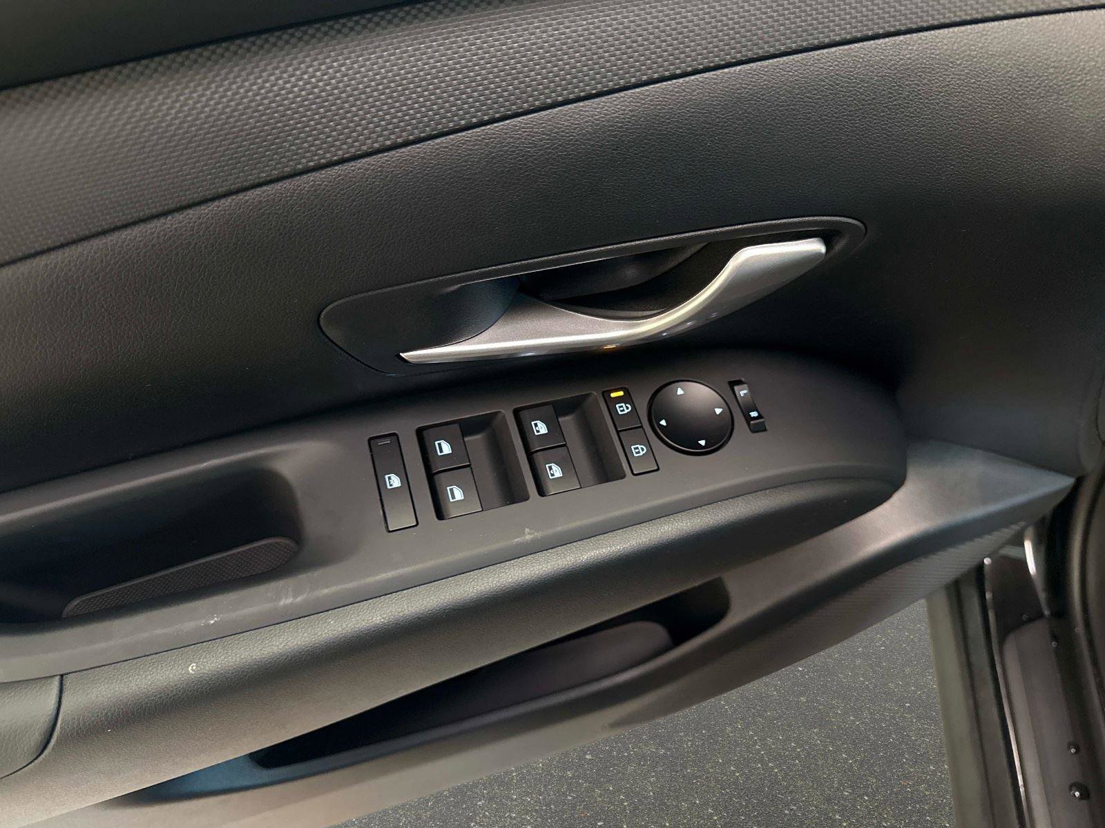 Used 2026 Hyundai Tucson SEL image 19