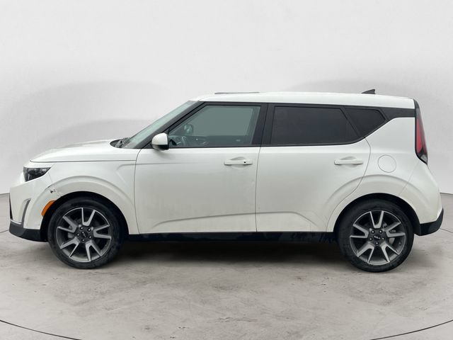 Used 2024 Kia Soul EX w/ Option Group 015 FWD image 3