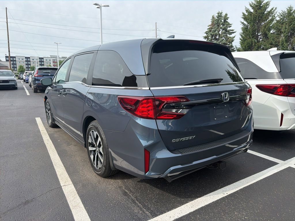 Used 2025 Honda Odyssey EX-L image 2